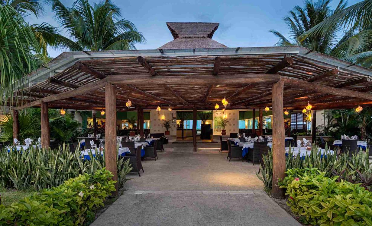 BlueBay Grand Esmeralda Playa del Carmen BlueBay Grand Esmeralda Playa del Carmen