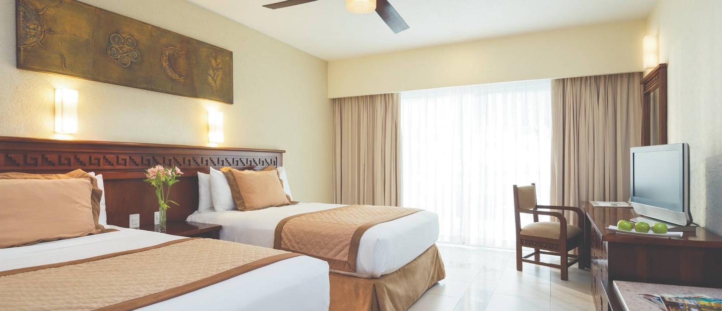 BlueBay Grand Esmeralda Playa del Carmen   BlueBay Grand Esmeralda Playa del Carmen