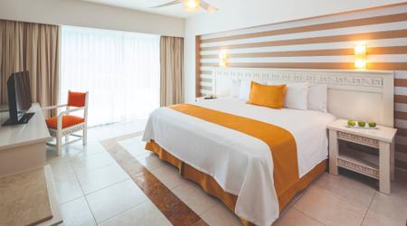 Deluxe Partial Ocean View  BlueBay Grand Esmeralda Playa del Carmen Deluxe Partial Ocean View  BlueBay Grand Esmeralda Playa del Carmen